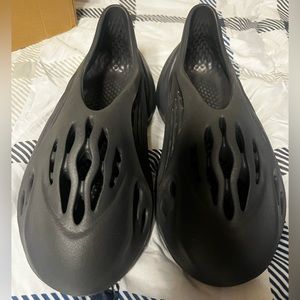 Yeezy foam runners onyx